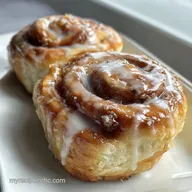 Cream Cheese Cinnamon Rolls for 12 Servings