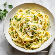 Creamy Garlic Pasta in 20 Minutes: A Silky Garlic Parmesan Recipe