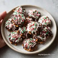 Peppermint Bark Pretzel Bites: Salted Chocolate and Mint Treat