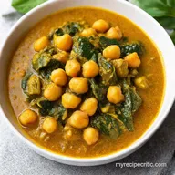 Easy Chickpea Spinach Curry Ready in 40 Minutes